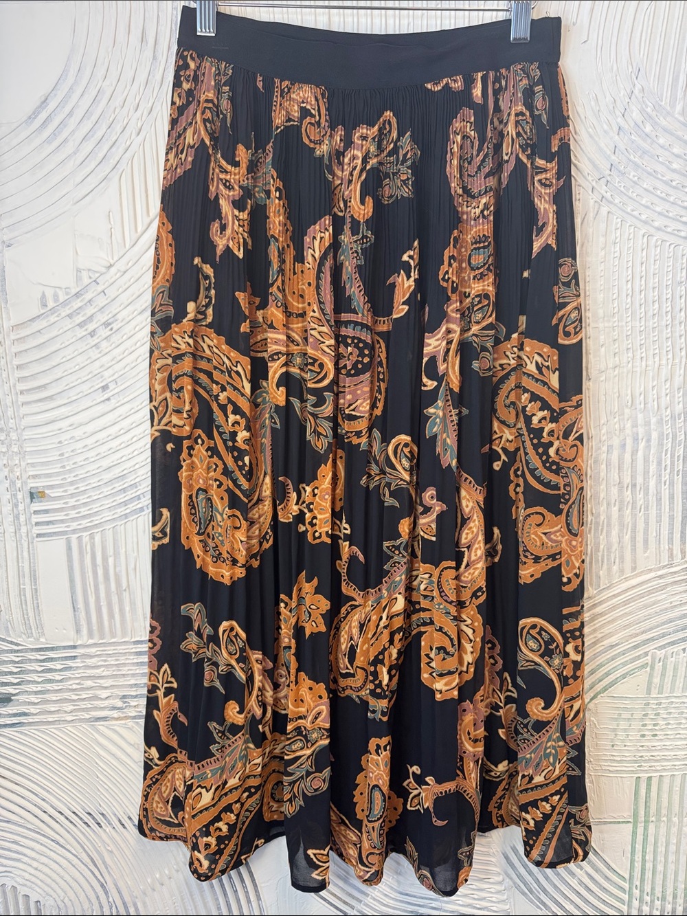 DR2 Black Midi Skirt with Brown Paisley Print N0622